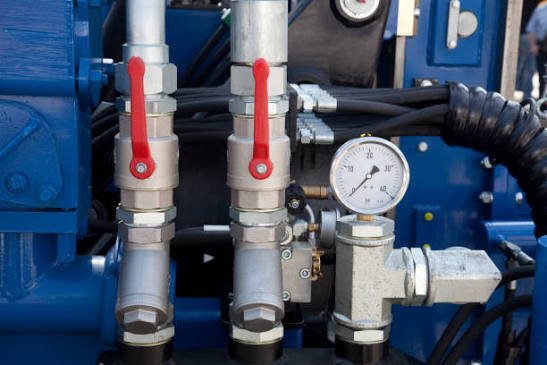 HYDRAULIC VALVES & HOSES